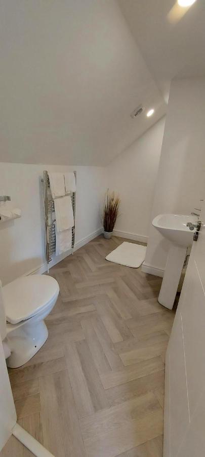 The Paget Suite Great Wyrley Exterior photo